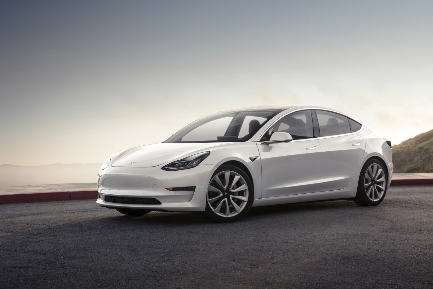 Полный обзор электромобиля Tesla: характеристики и отзывы