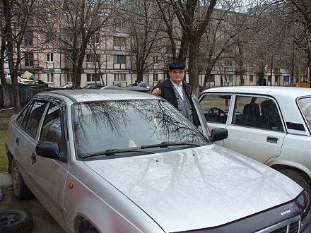При выжитом сцеплении срабатывают стоп сигналы