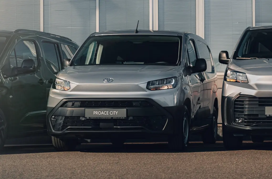 стоимость километра пробега на Toyota и Lexus